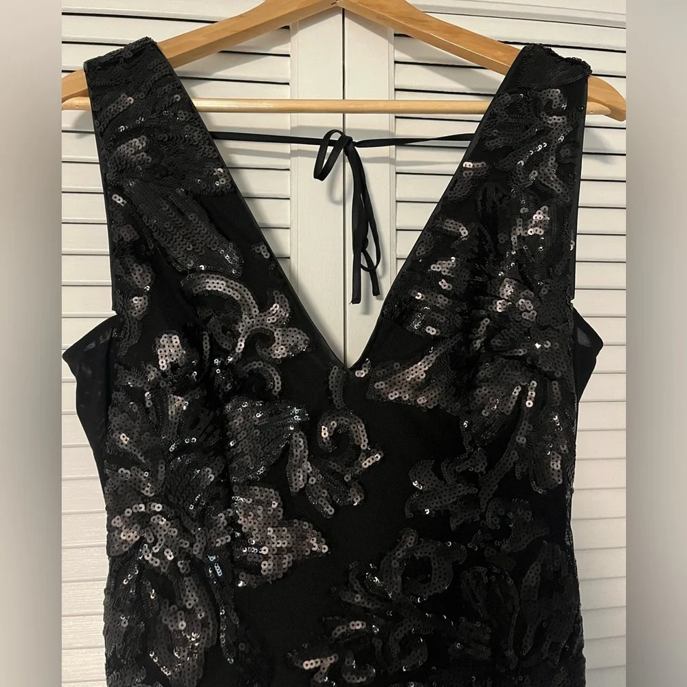 bebe Black Floral Sequin Sleeveless Cocktail Party NYE Dress - Picture 3 of 8